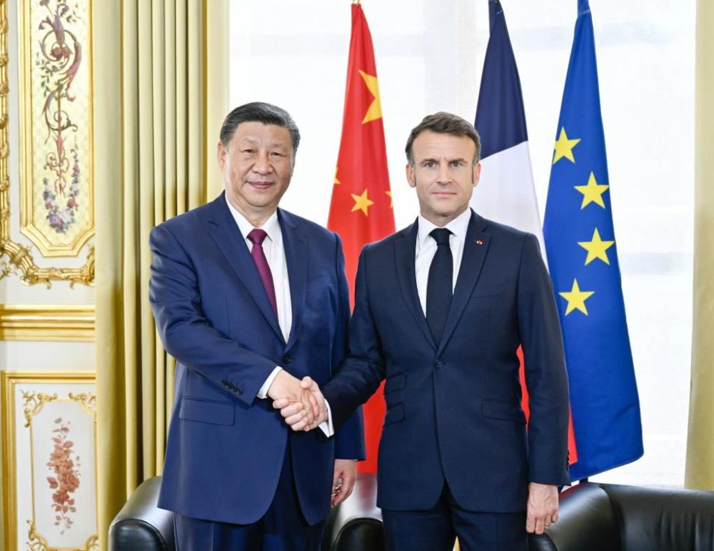 當?shù)貢r間5月6日下午，國家主席習近平在巴黎愛麗舍宮同法國總統(tǒng)馬克龍舉行會談。新華社記者 殷博古 攝